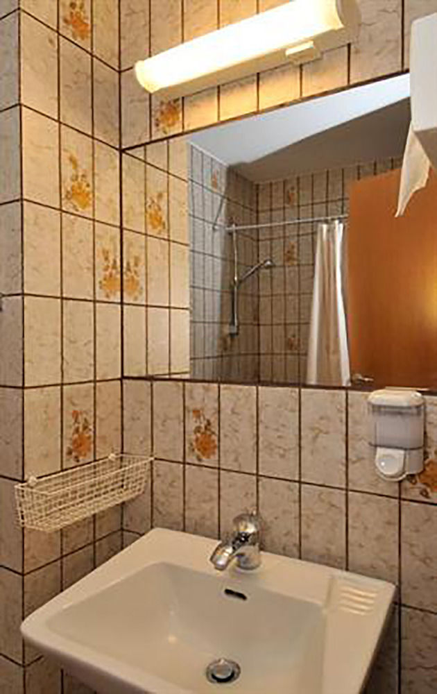 Hotel Lynggaarden Хернинг Экстерьер фото